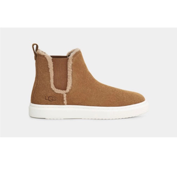 UGG Alameda Chelsea WOMENS 7.5 - Picture 1 of 12